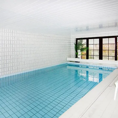 Apartment In With A Shared Indoor Pool *